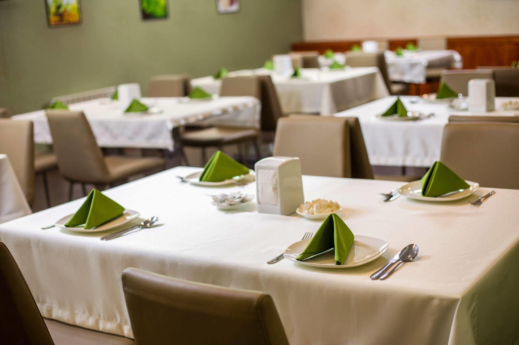 Green City Hotel Μπισκέκ Εξωτερικό φωτογραφία