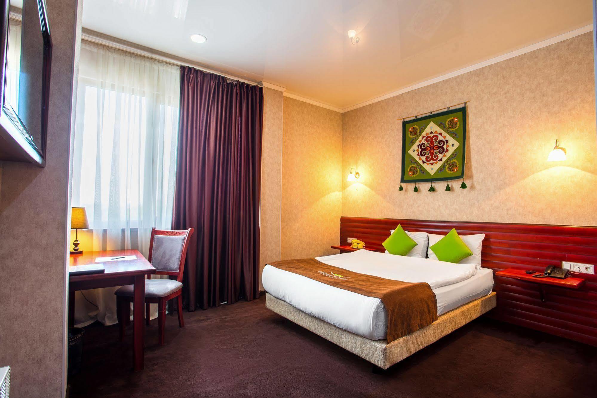 Green City Hotel Μπισκέκ Εξωτερικό φωτογραφία